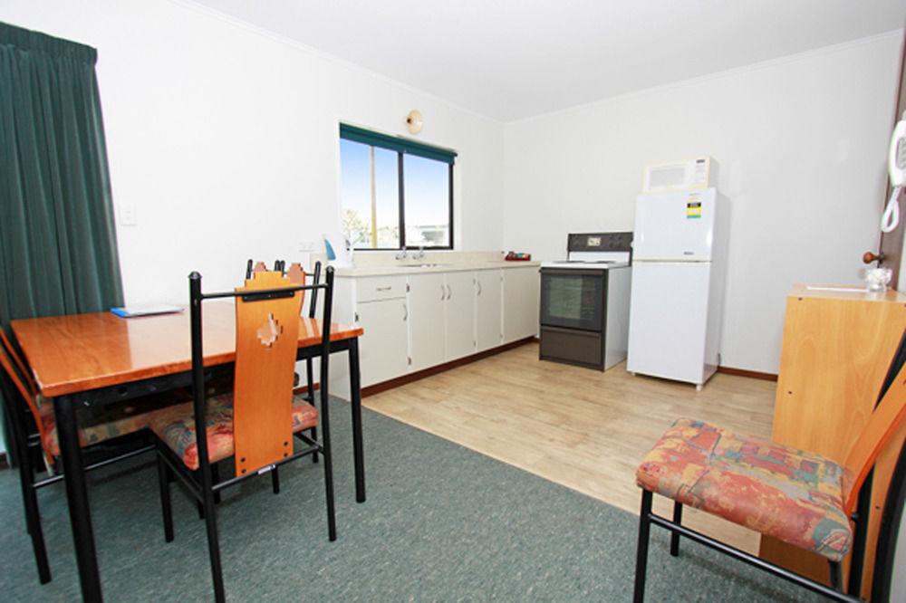 Motueka Garden Motel Bagian luar foto