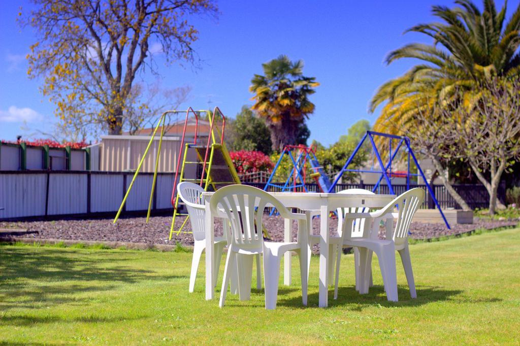 Motueka Garden Motel Bagian luar foto