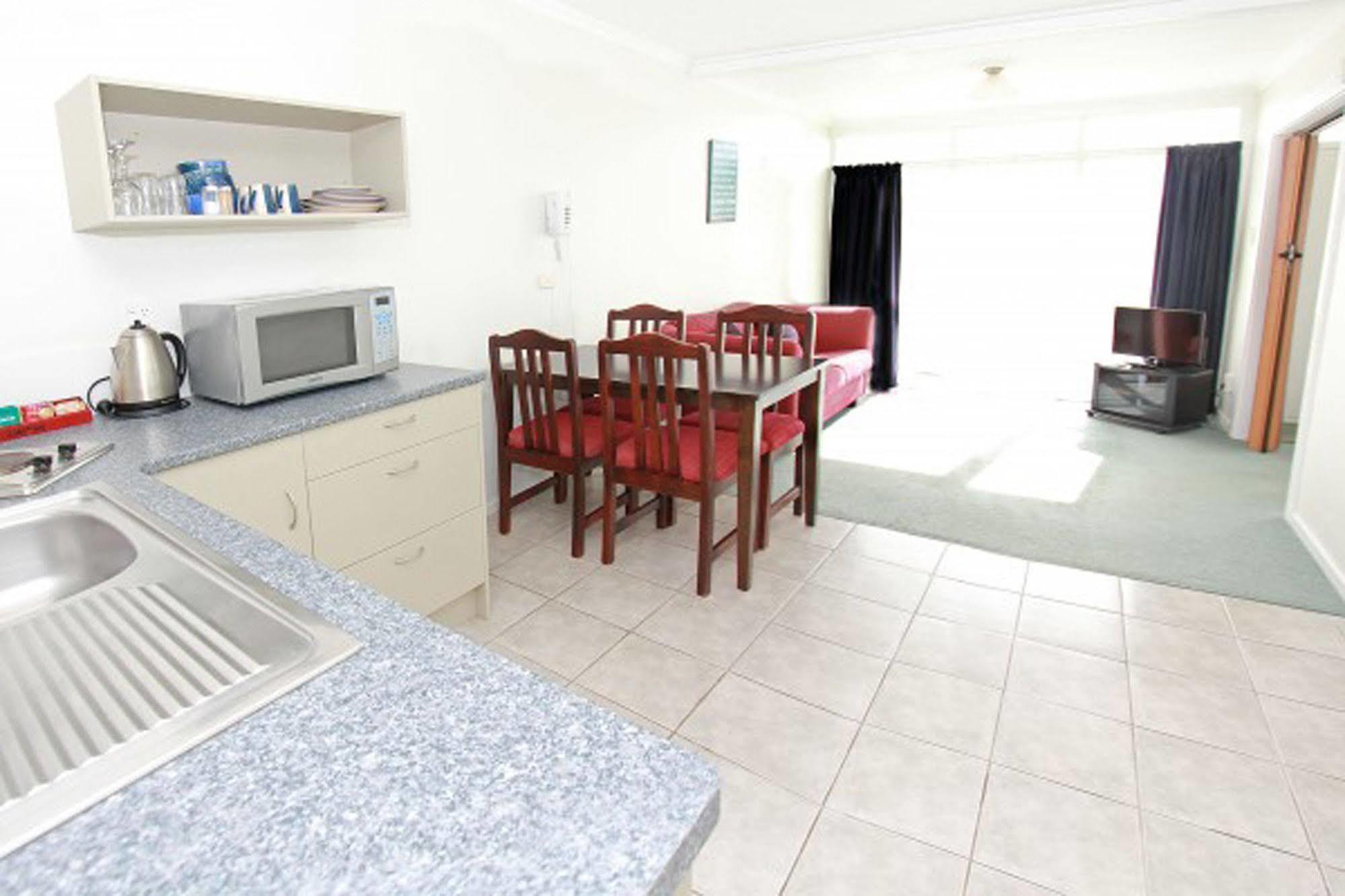 Motueka Garden Motel Bagian luar foto