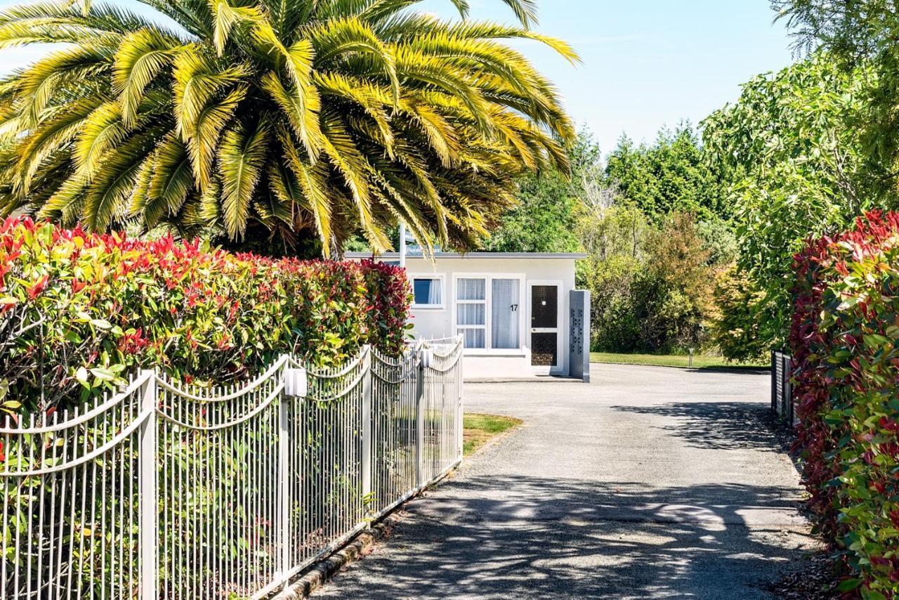 Motueka Garden Motel Bagian luar foto
